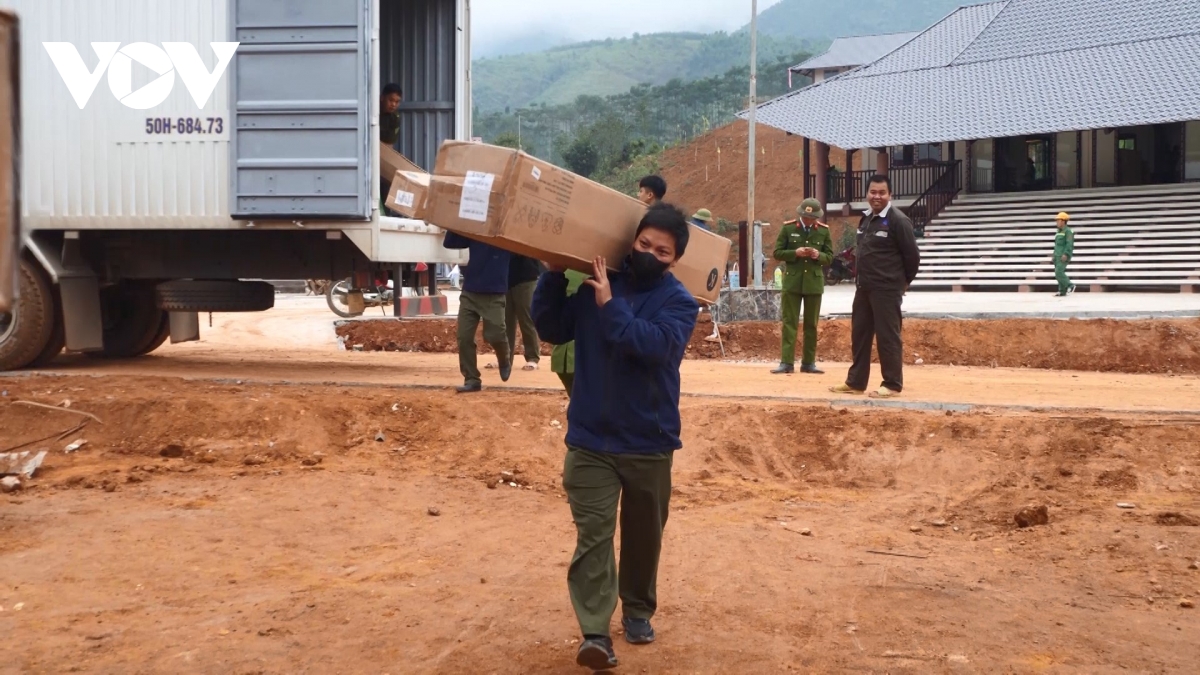 người dân tái định cư làng nủ bắt đầu dọn về nhà mới hình ảnh 2 nguoi dan tai dinh cu lang nu bat dau don ve nha moi hinh anh 2