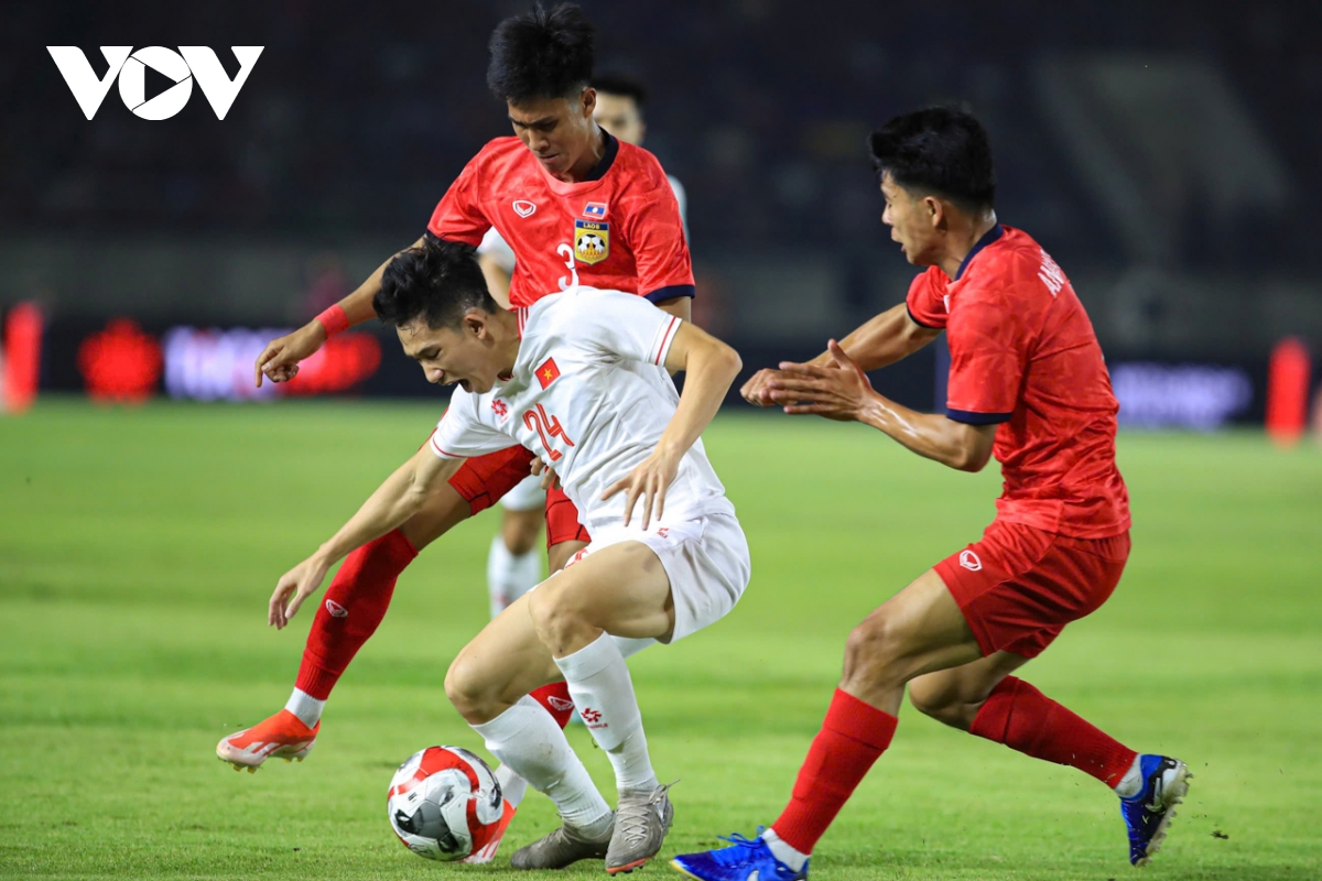 toàn cảnh trận thắng của Đt việt nam trước Đt lào hình ảnh 3 toan canh tran thang cua Dt viet nam truoc Dt lao hinh anh 3