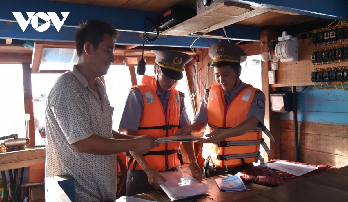 luc luong kiem ngu giup ngu dan yen tam vuon khoi, bam bien hinh anh 4 luc luong kiem ngu giup ngu dan yen tam vuon khoi, bam bien hinh anh 4