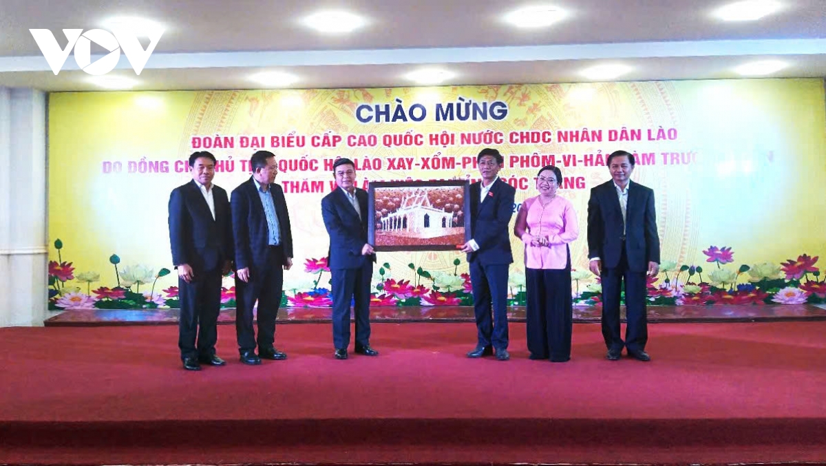 chu tich quoc hoi lao tham, tim hieu ve san xuat lua st25 tai soc trang hinh anh 5