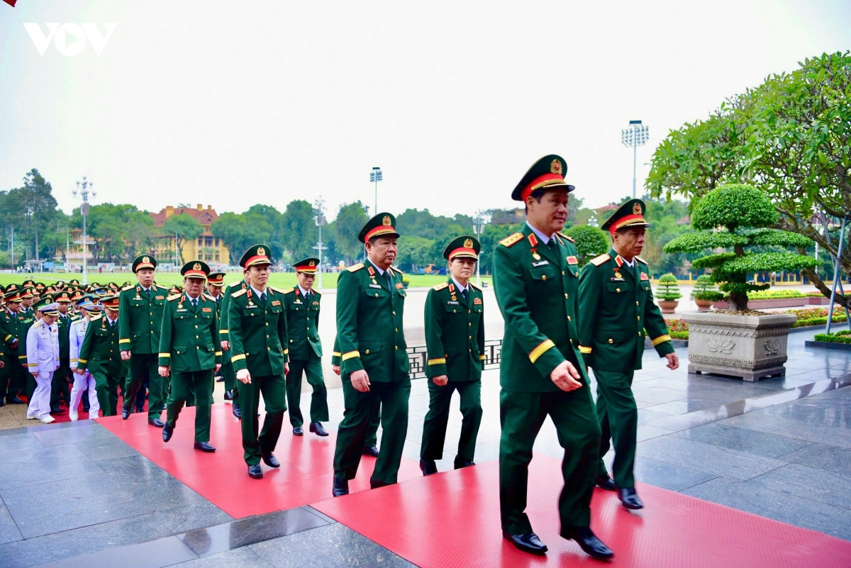bo quoc phong to chuc le bao cong va vao lang vieng chu tich ho chi minh hinh anh 5