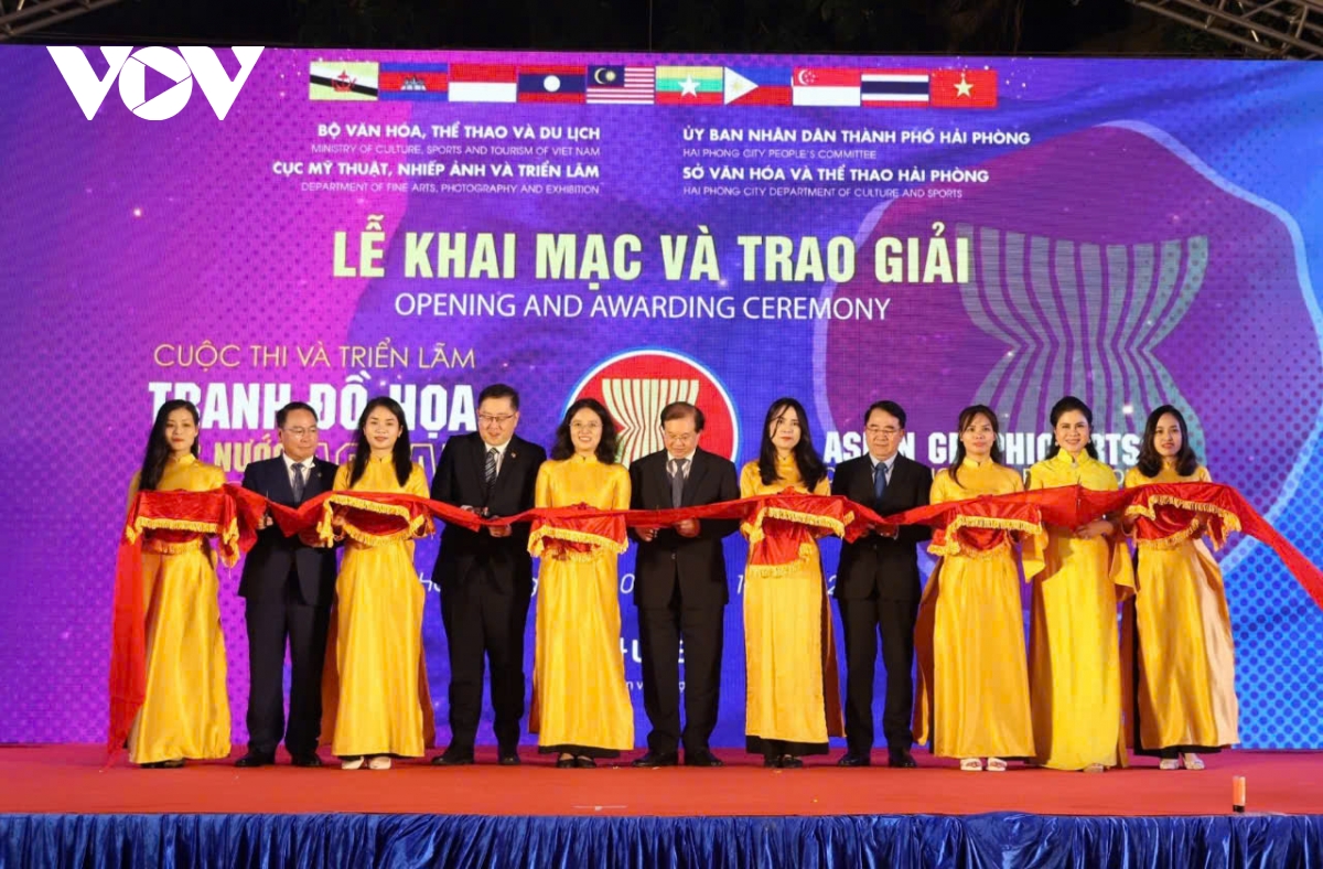 trao giải và triển lãm tranh đồ hoạ các nước asean lần thứ 4 hình ảnh 1 trao giai va trien lam tranh do hoa cac nuoc asean lan thu 4 hinh anh 1