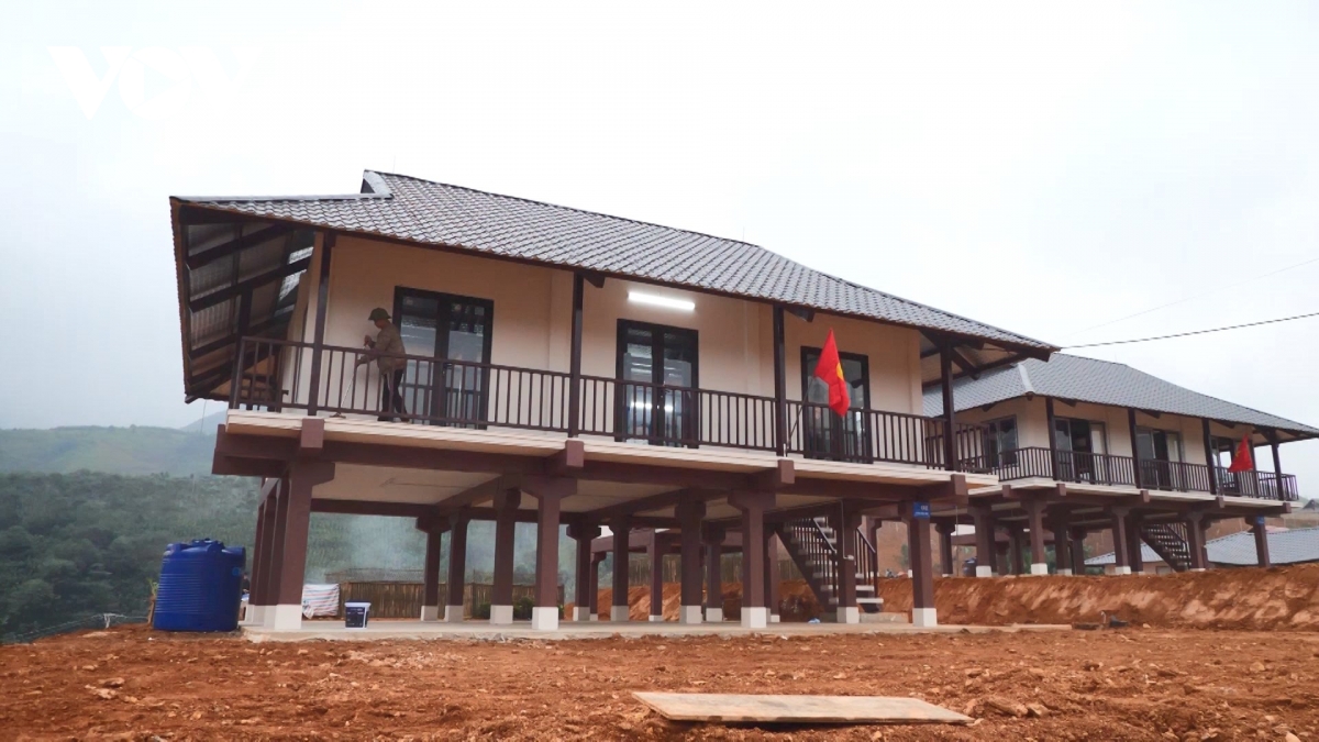 người dân tái định cư làng nủ bắt đầu dọn về nhà mới hình ảnh 5 nguoi dan tai dinh cu lang nu bat dau don ve nha moi hinh anh 5