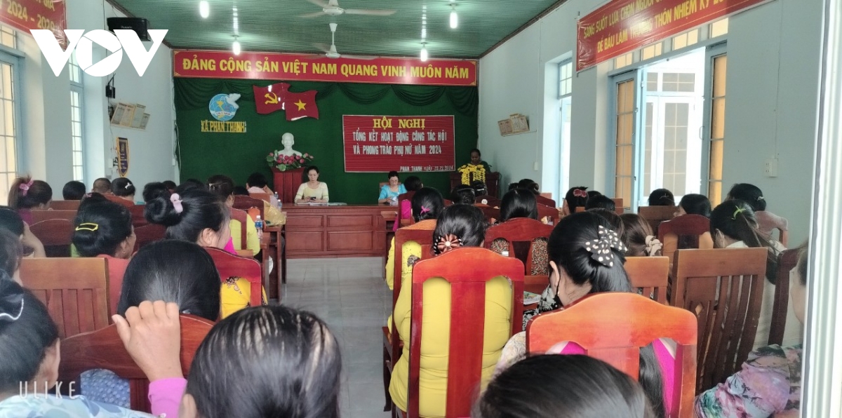 những người lan tỏa phong trào phụ nữ vùng đồng bào chăm hình ảnh 3 nhung nguoi lan toa phong trao phu nu vung dong bao cham hinh anh 3