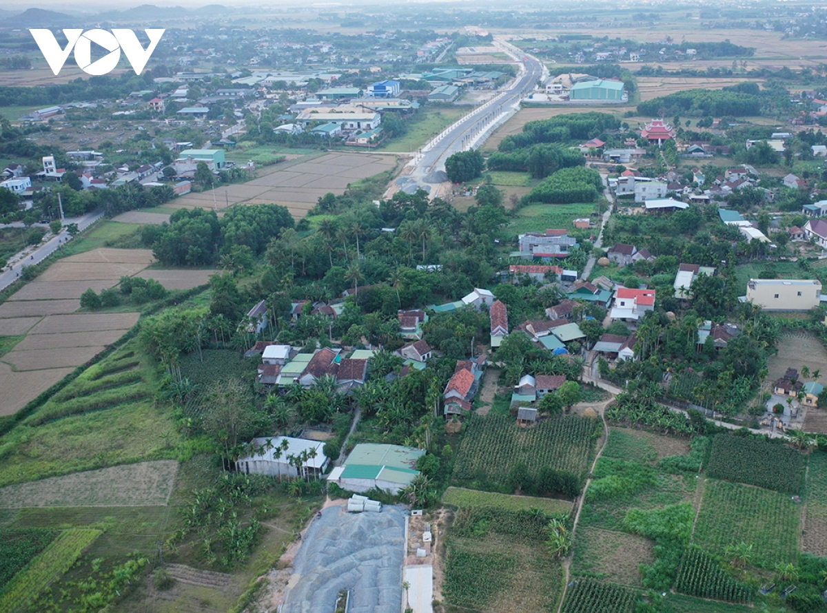 quảng ngãi tháo gỡ vướng mắc dự án Đường nối từ cầu thạch bích đến tịnh phong hình ảnh 1 quang ngai thao go vuong mac du an Duong noi tu cau thach bich den tinh phong hinh anh 1