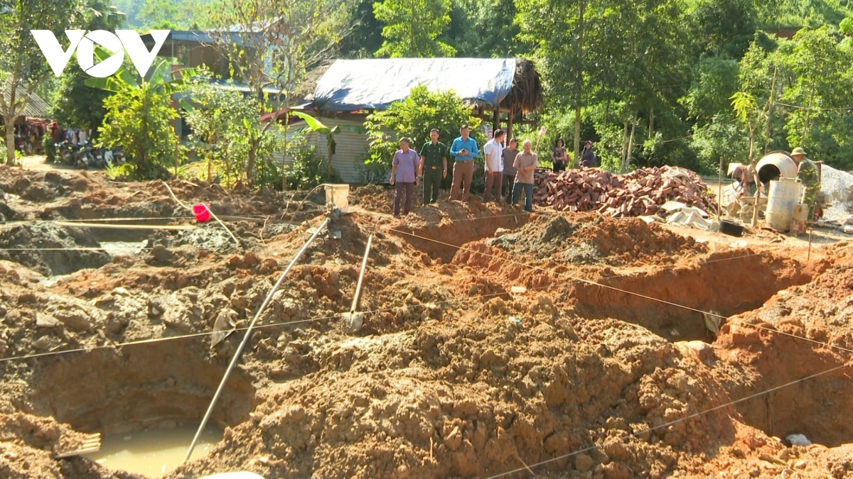 xóa nhà tạm, nhà dột nát từ sự chung tay của cộng đồng hình ảnh 2 xoa nha tam, nha dot nat tu su chung tay cua cong dong hinh anh 2