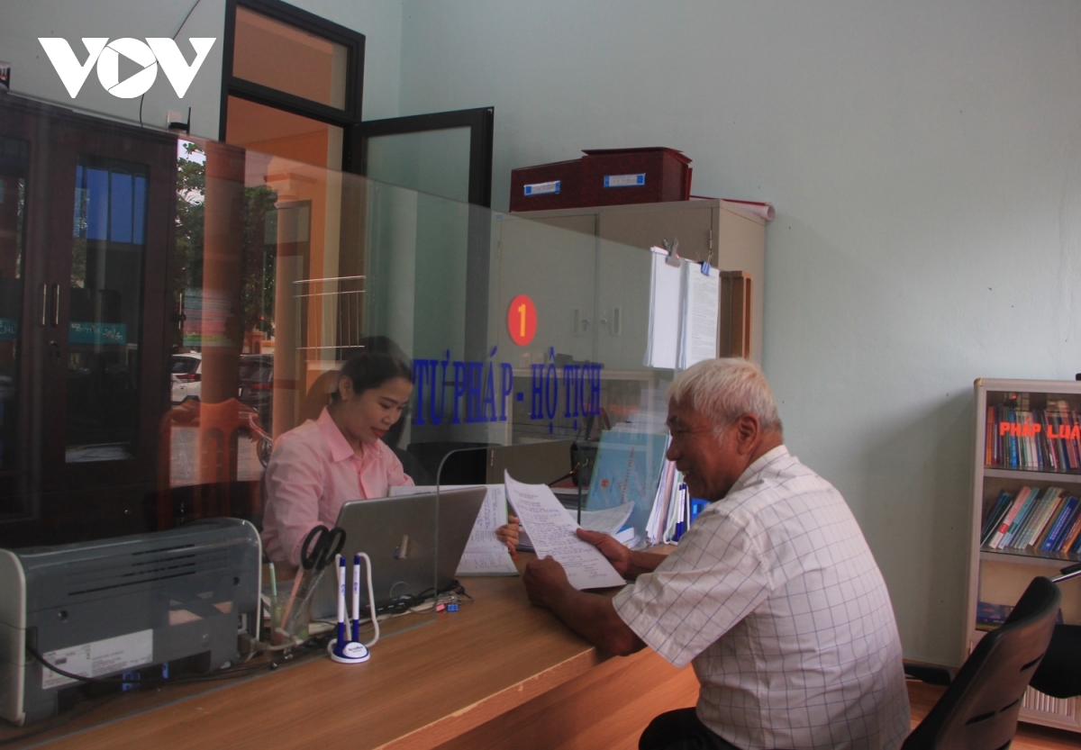 ngay dau tien don vi hanh chinh moi tai quang binh di vao hoat dong hinh anh 3