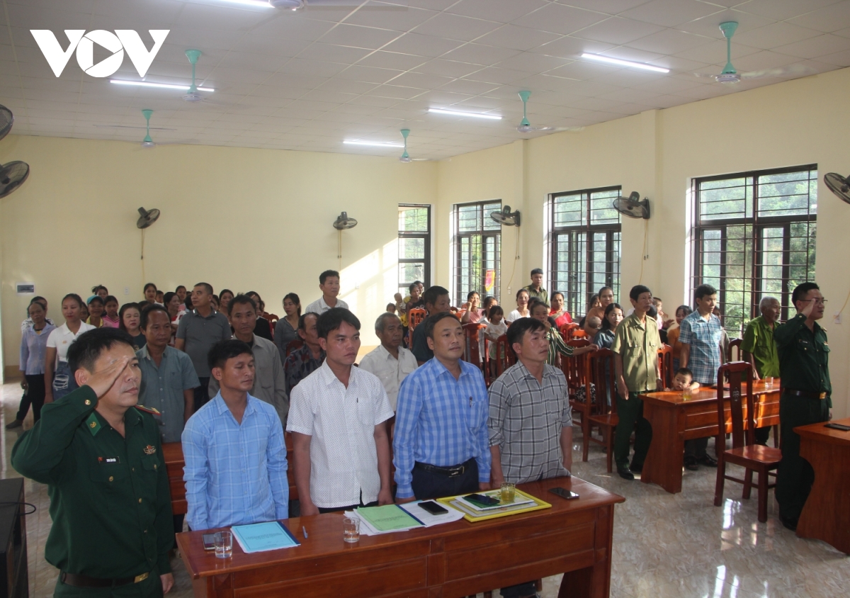 kỳ tích người rục hành trình 65 mùa xuân từ sống trong hang đá đến xây bản làng ấm no hình ảnh 9 ky tich nguoi ruc hanh trinh 65 mua xuan tu song trong hang da den xay ban lang am no hinh anh 9