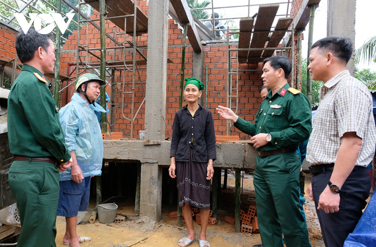 bo chqs tinh quang ngai thanh lap 18 to cong tac tham gia xoa nha tam hinh anh 2