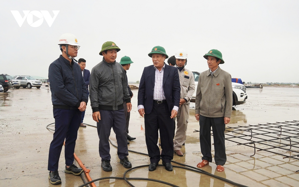 Đột phá về hạ tầng giao thông, phát huy lợi thế phát triển quảng trị hình ảnh 3 Dot pha ve ha tang giao thong, phat huy loi the phat trien quang tri hinh anh 3