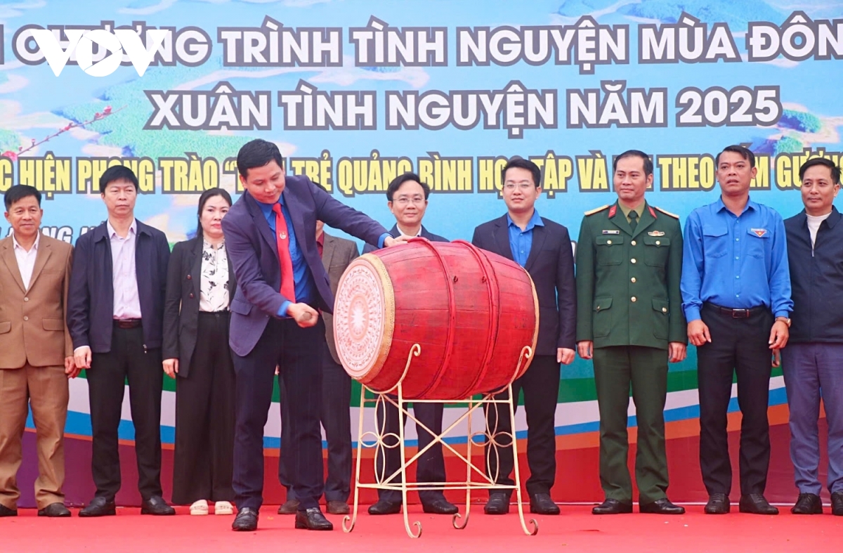 giúp người dân vùng rốn lũ quảng bình tái thiết cuộc sống hình ảnh 5 giup nguoi dan vung ron lu quang binh tai thiet cuoc song hinh anh 5