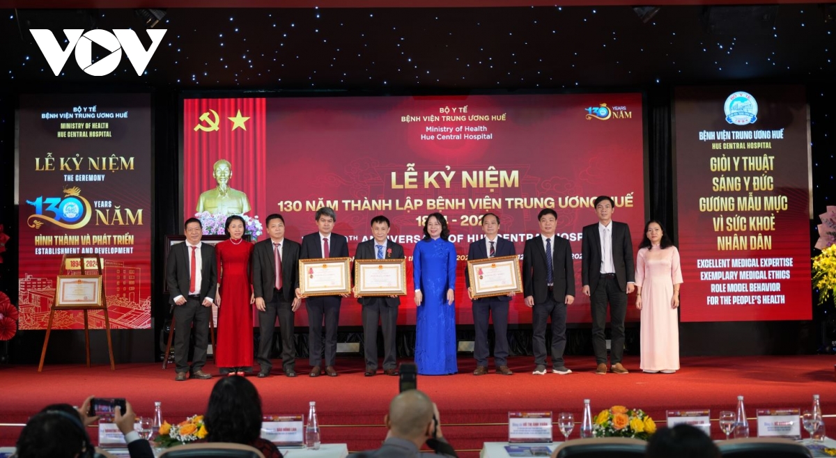 phó chủ tịch nước võ thị Ánh xuân dự 130 năm thành lập bệnh viện trung ương huế hình ảnh 2 pho chu tich nuoc vo thi Anh xuan du 130 nam thanh lap benh vien trung uong hue hinh anh 2