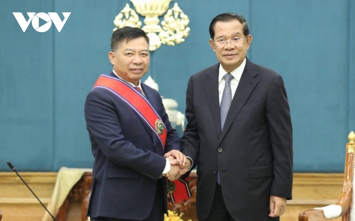 Ông hun sen tiếp Đại sứ việt nam ở campuchia đến chào từ biệt hình ảnh 1 Ong hun sen tiep Dai su viet nam o campuchia den chao tu biet hinh anh 1