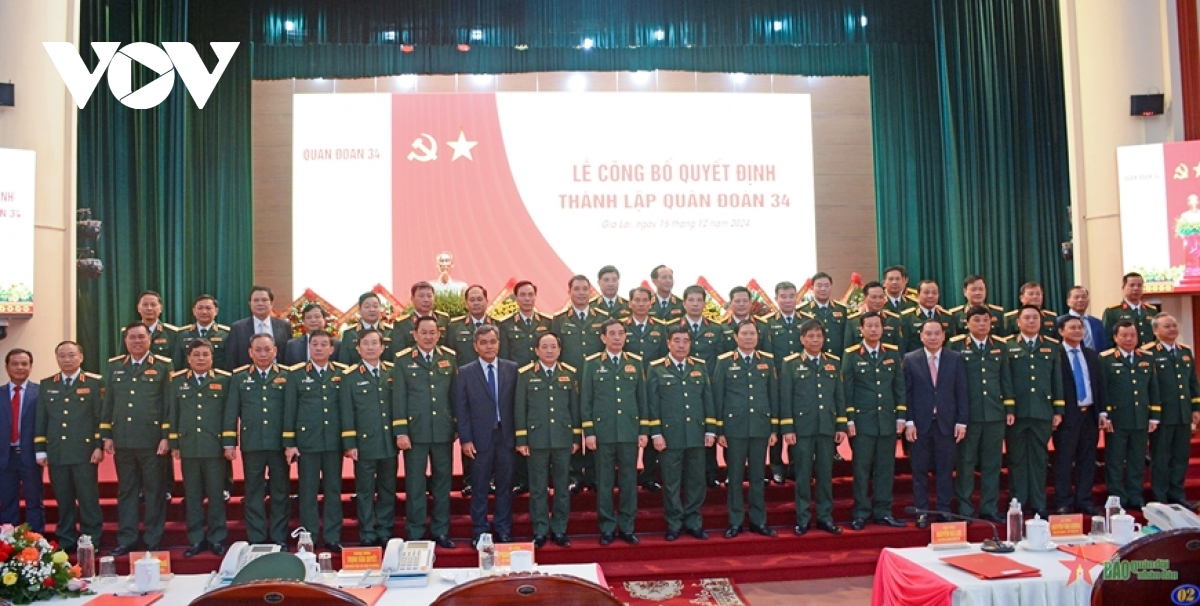 bộ trưởng phan văn giang dự lễ công bố thành lập quân đoàn 34 hình ảnh 2 bo truong phan van giang du le cong bo thanh lap quan doan 34 hinh anh 2