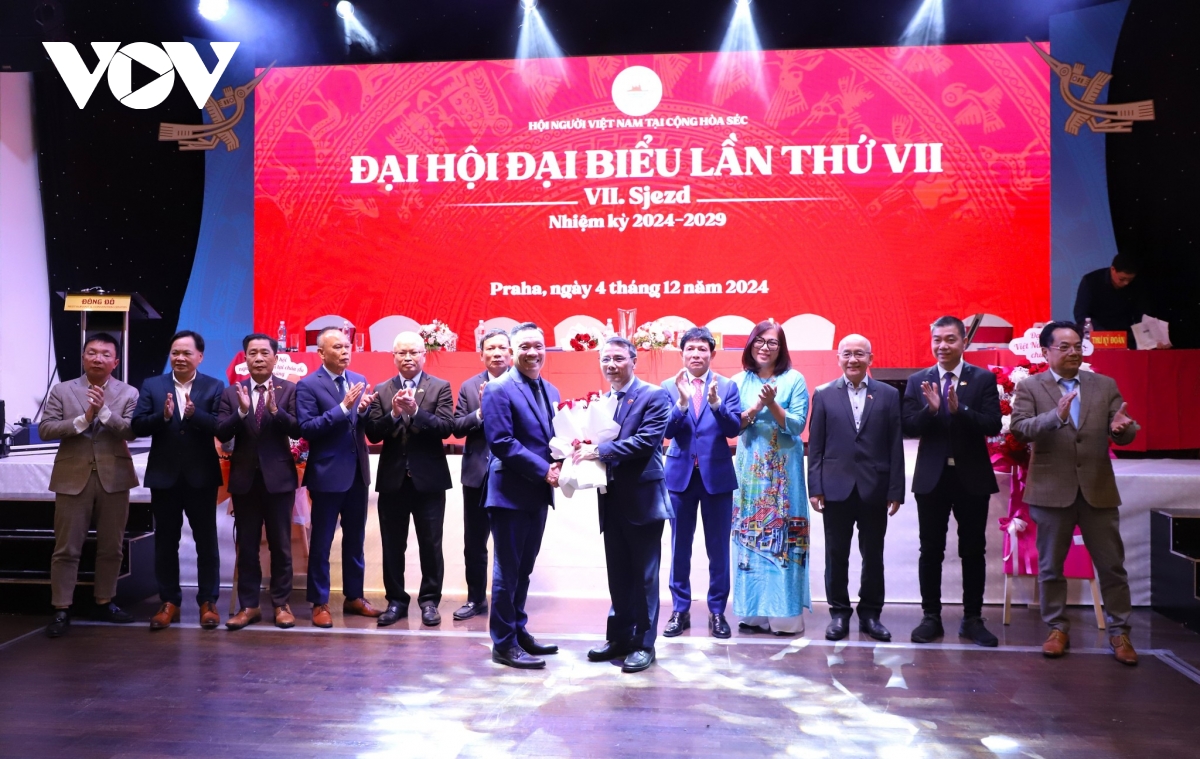 Dai hoi dai bieu lien hiep hoi nguoi viet nam tai cong hoa sec hinh anh 1