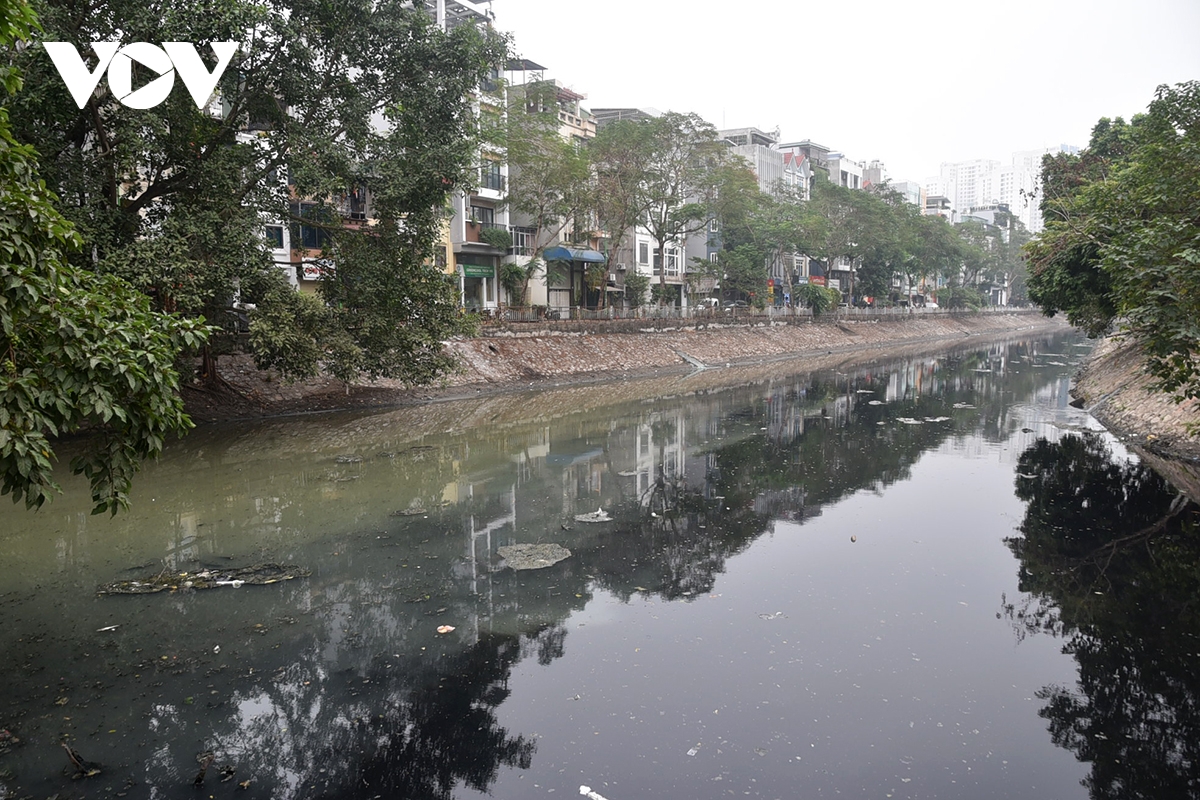 can canh 5 con song o nhiem o ha noi, ganh luong rac, nuoc thai khong lo hinh anh 10