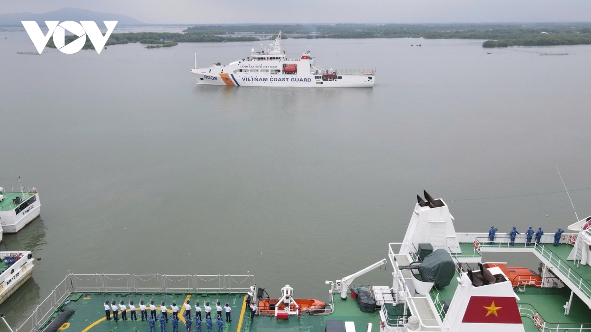 canh sat bien viet nam giu binh yen cho bien dao to quoc hinh anh 1