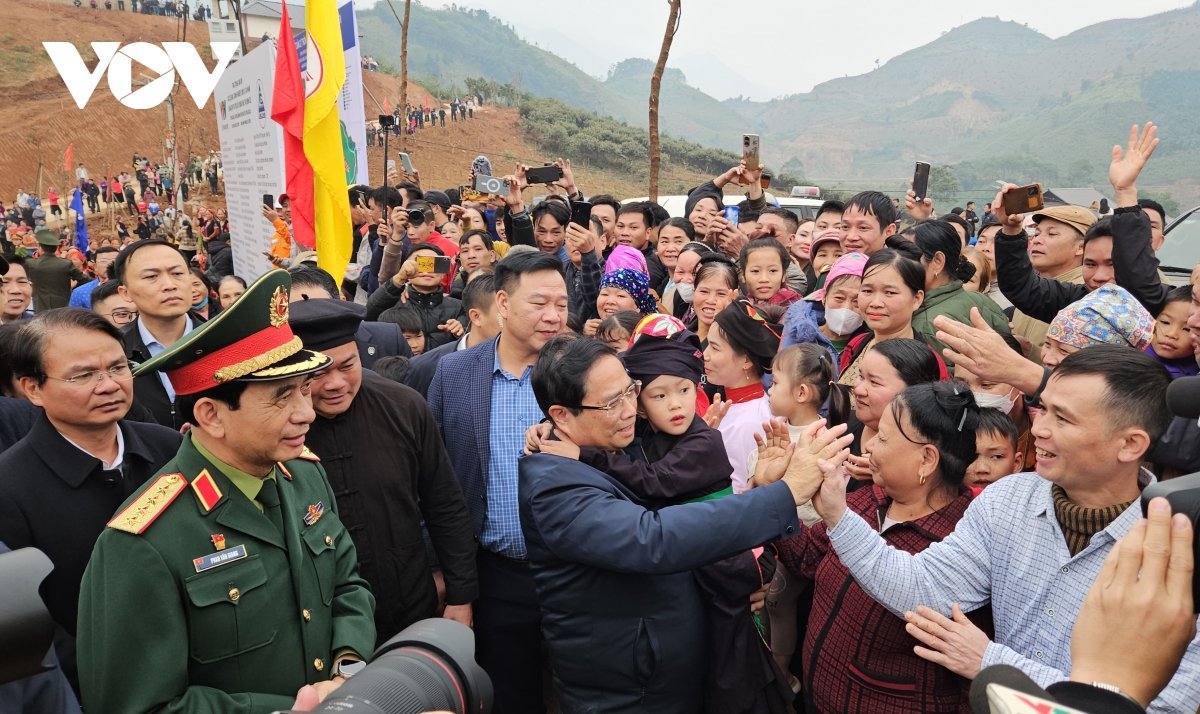 thu tuong pham minh chinh du le khanh thanh cong trinh tai thiet khu dan cu lang nu hinh anh 7