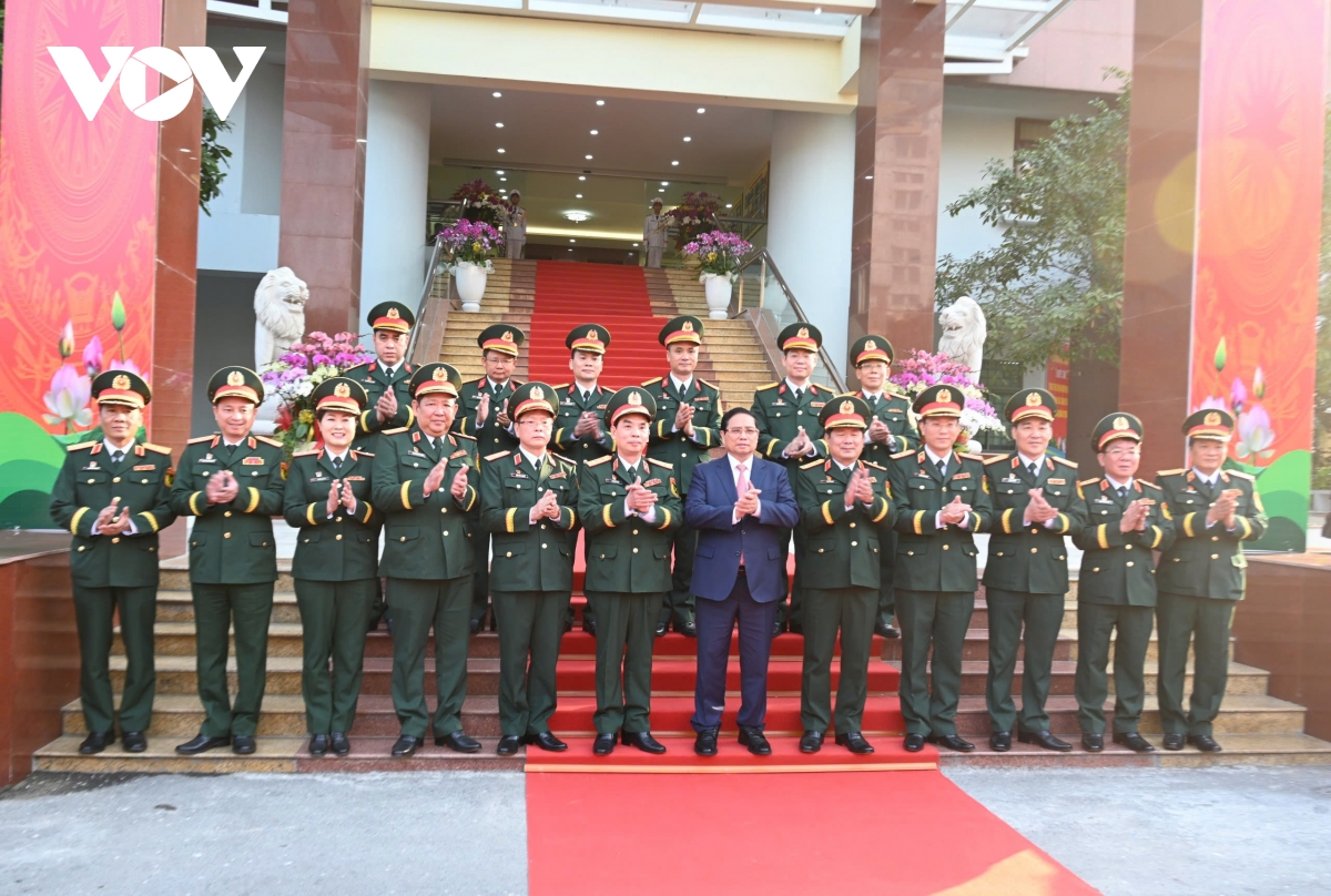 thu tuong xay dung hoc vien ky thuat quan su co thuong hieu trong khu vuc hinh anh 5