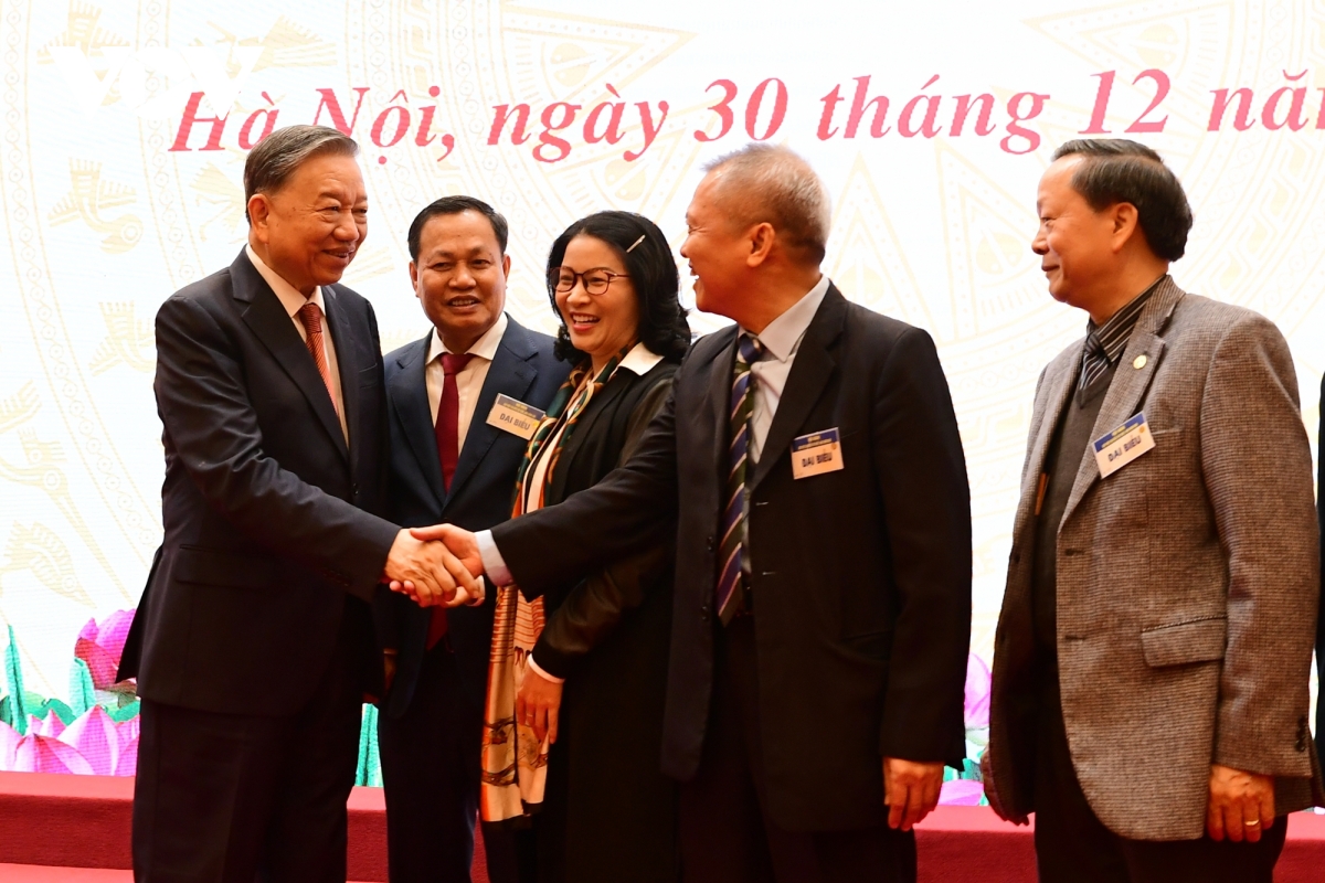 tong bi thu to lam gap mat dai bieu tri thuc, nha khoa hoc hinh anh 7
