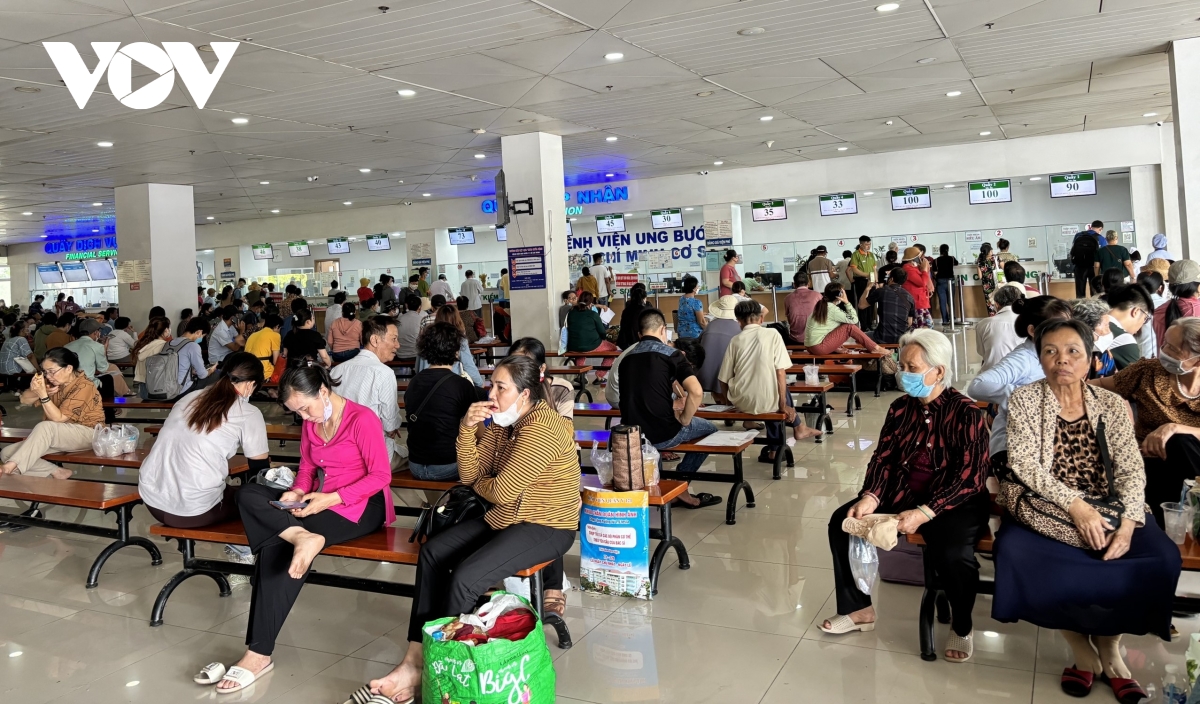 benh vien ung buou tp.hcm phat hien gan 42.000 ca ung thu trong nam 2024 hinh anh 1