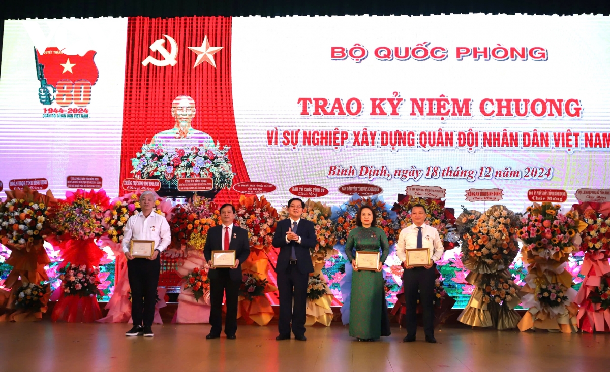 lực lượng vũ trang tỉnh bình Định sẵn sàng ứng phó thiên tai, cứu nạn cứu hộ hình ảnh 4 luc luong vu trang tinh binh Dinh san sang ung pho thien tai, cuu nan cuu ho hinh anh 4