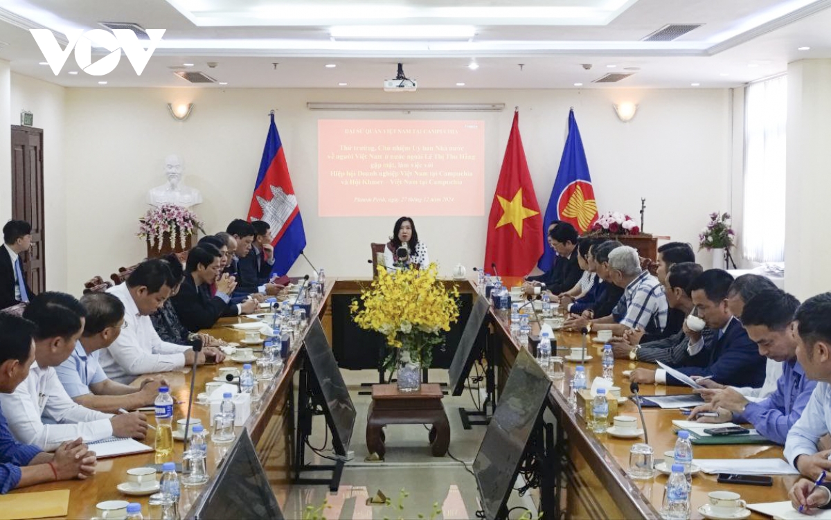 thứ trưởng bộ ngoại giao lê thị thu hằng thăm và làm việc tại campuchia hình ảnh 4 thu truong bo ngoai giao le thi thu hang tham va lam viec tai campuchia hinh anh 4