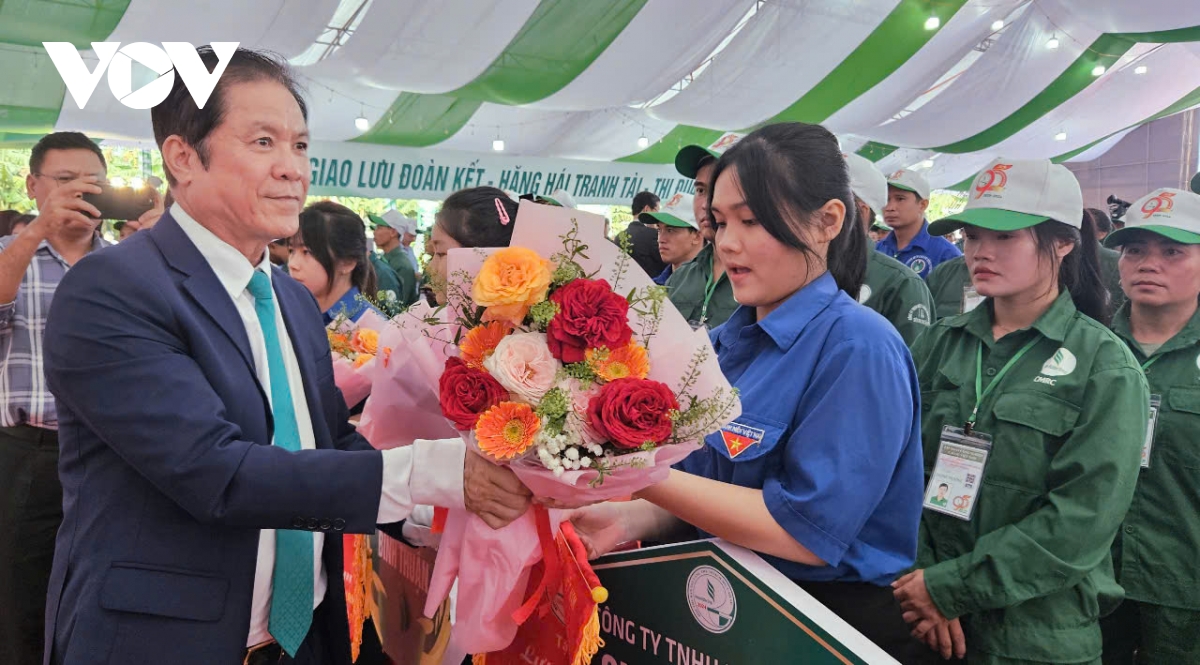 nhiều thí sinh campuchia, lào tranh tài tại hội thi bàn tay vàng cao su năm 2024 hình ảnh 3 nhieu thi sinh campuchia, lao tranh tai tai hoi thi ban tay vang cao su nam 2024 hinh anh 3