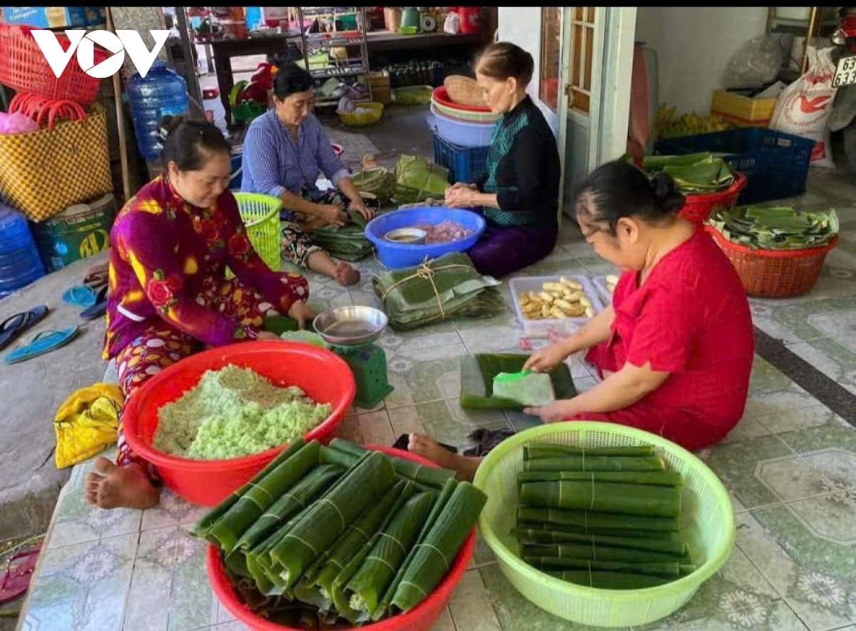 lang nghe banh - bun - hu tieu my tho tang toc san xuat phuc vu tet hinh anh 2