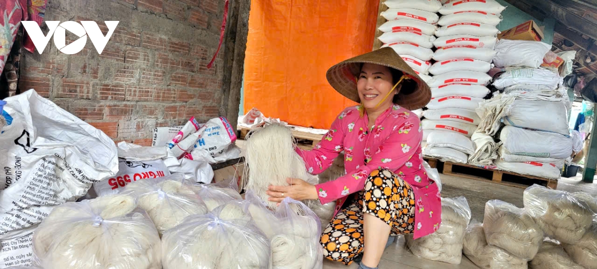 lang nghe banh - bun - hu tieu my tho tang toc san xuat phuc vu tet hinh anh 6