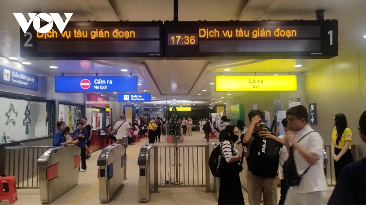 Don vi dieu hanh thong tin ve su co dung tau metro 1 hinh anh 2