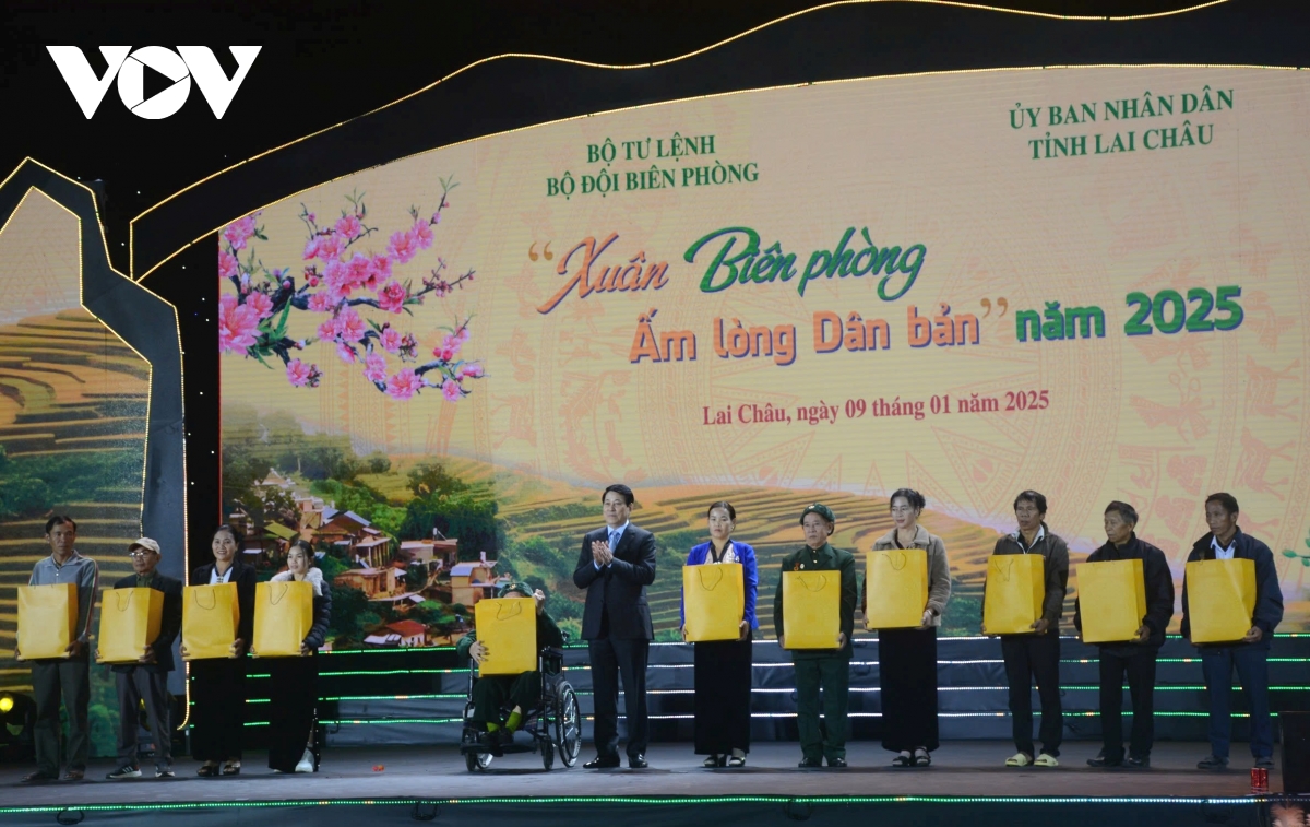 chu tich nuoc luong cuong du chuong trinh xuan bien phong am long dan ban nam 2025 hinh anh 3