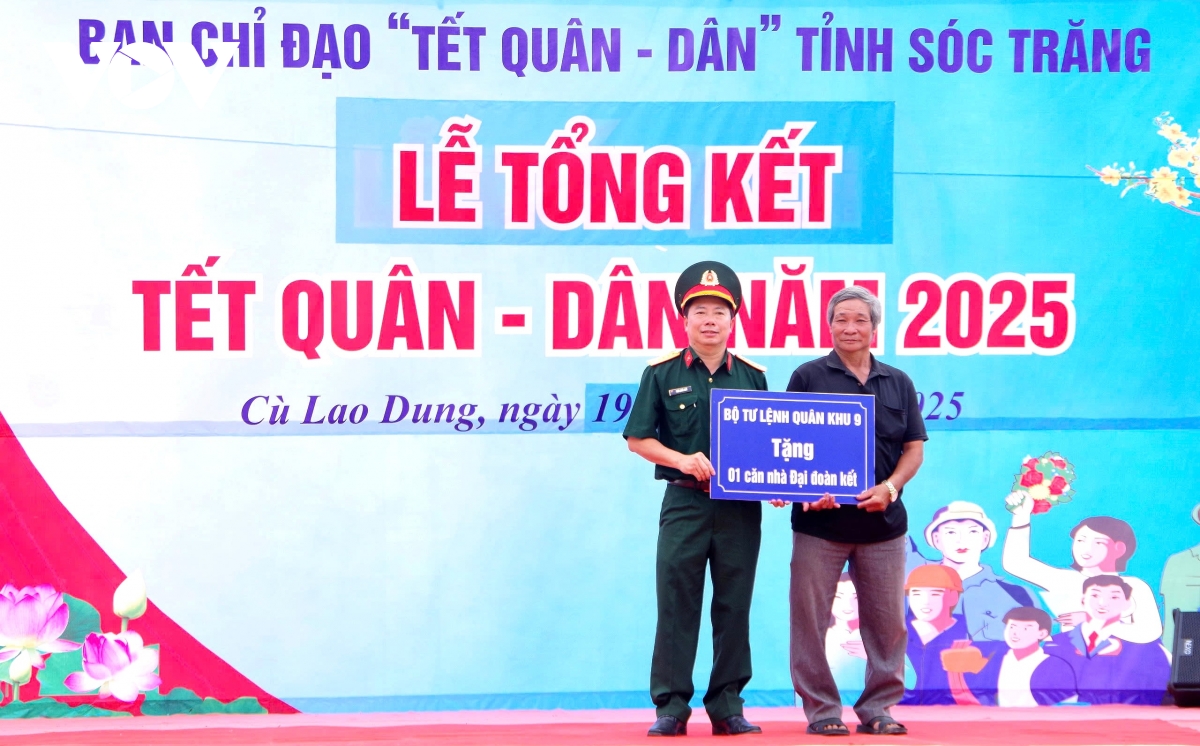 hoat dong tet quan - dan to tham hinh anh bo doi cu ho trong long nhan dan hinh anh 1