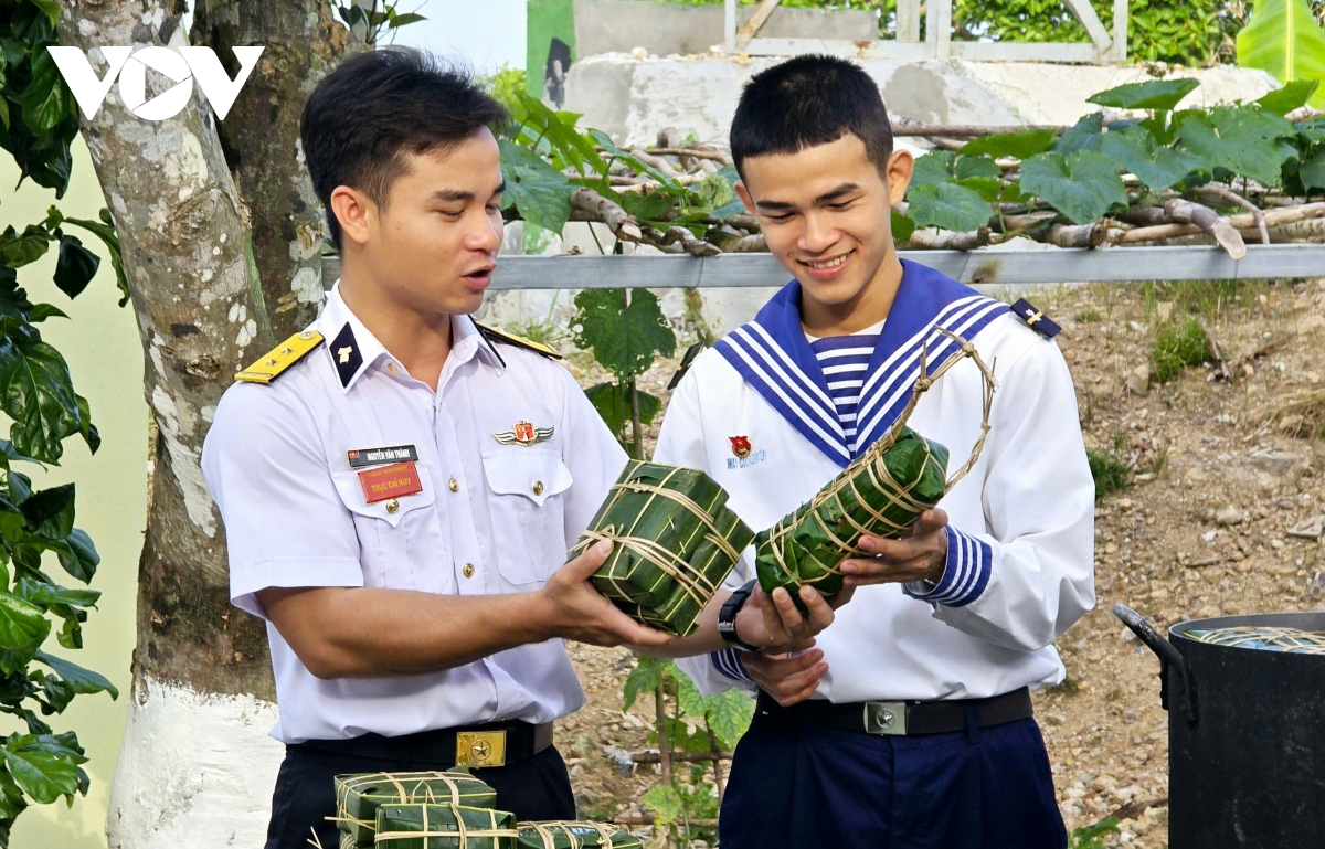 hanh trinh bien tay nam nhung hinh anh nho mai ve nguoi linh hai quan hinh anh 10