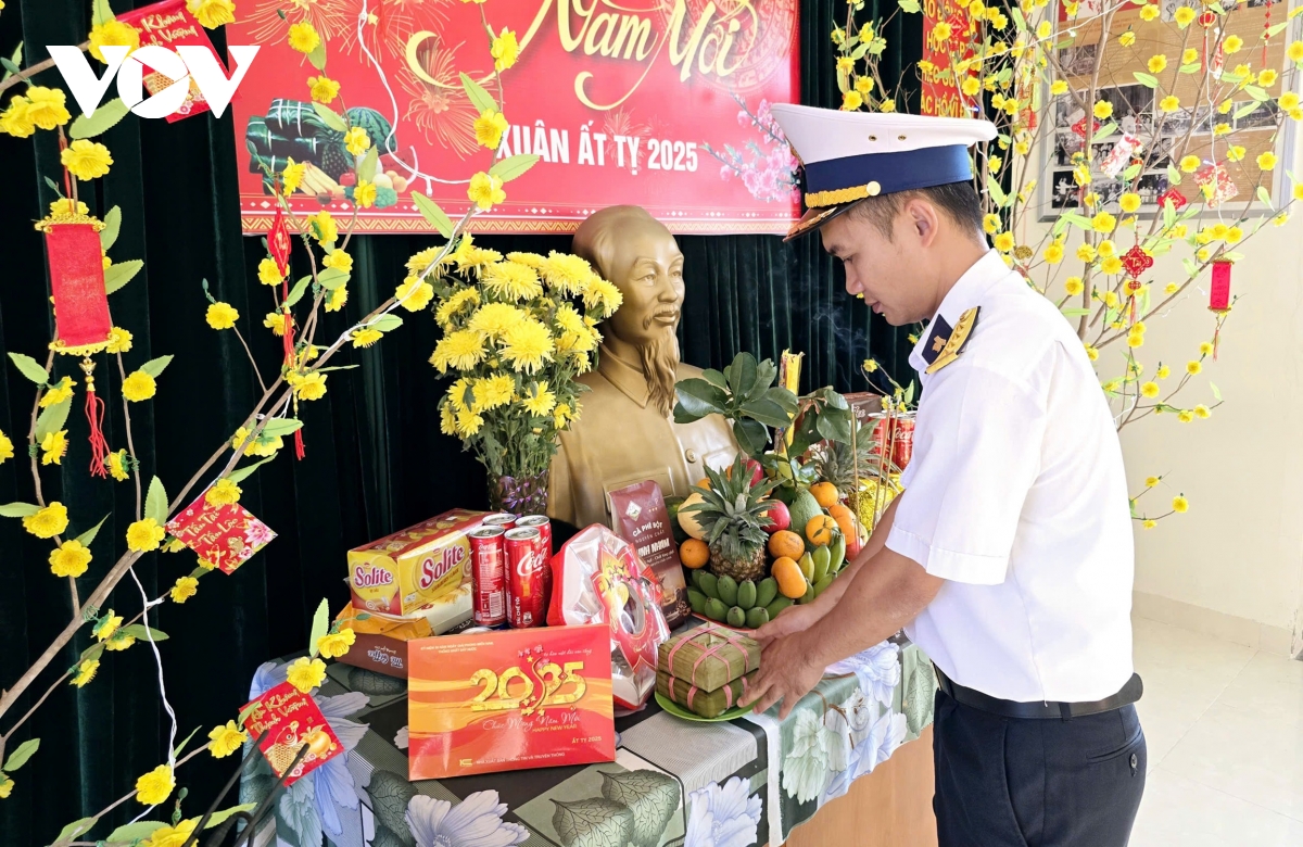 cung bo doi o vung bien dao tay nam goi banh chung don tet hinh anh 11