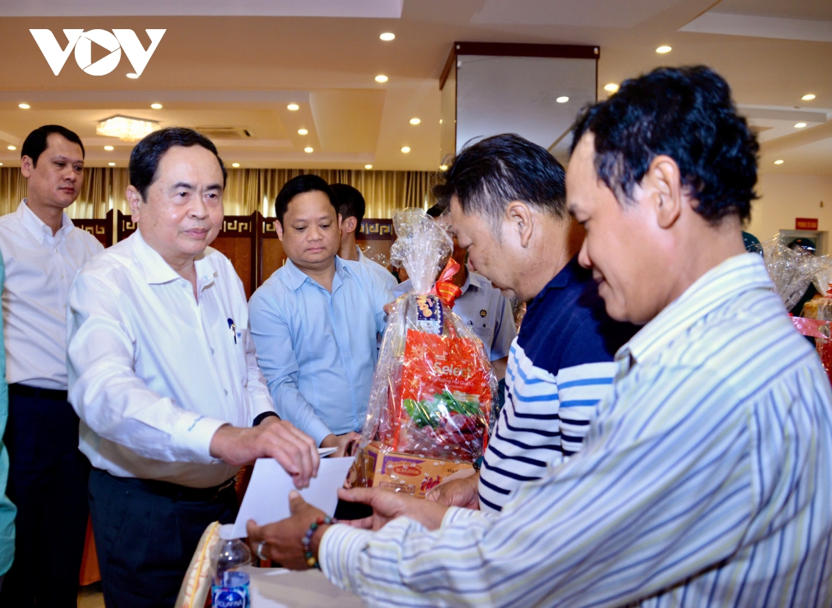 chủ tịch quốc hội trần thanh mẫn thăm, tặng quà tết tại cần thơ hình ảnh 7 chu tich quoc hoi tran thanh man tham, tang qua tet tai can tho hinh anh 7