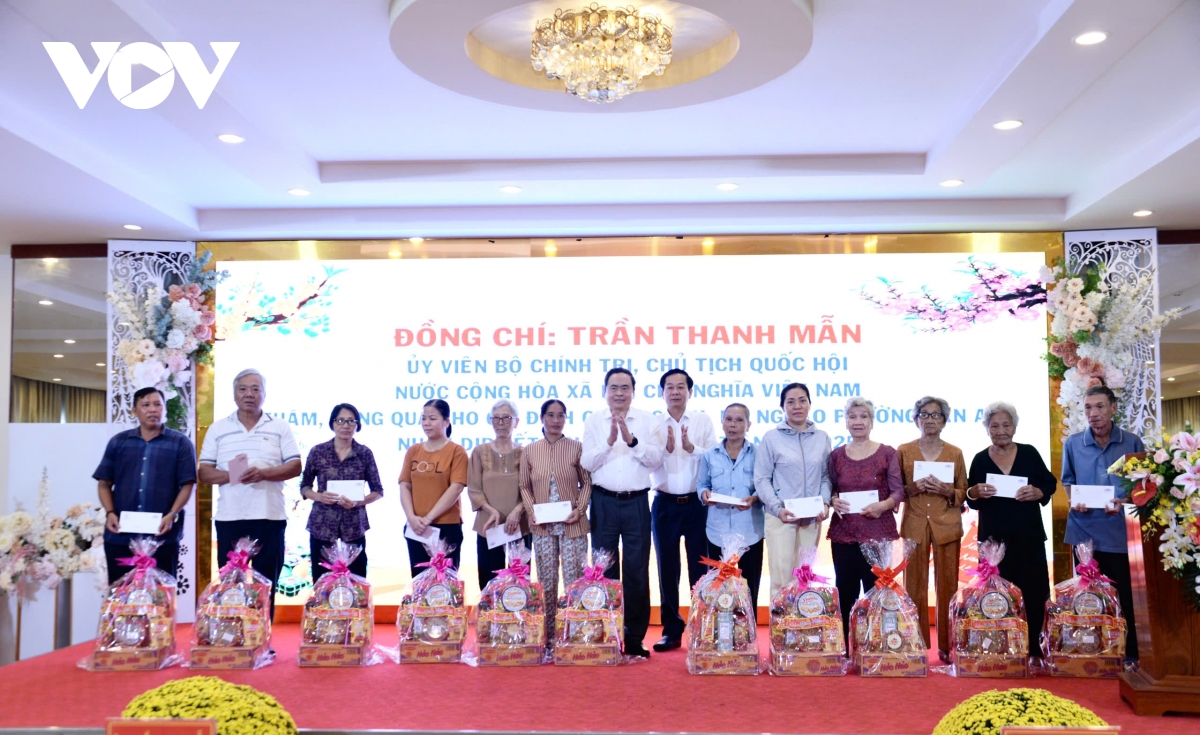 chủ tịch quốc hội trần thanh mẫn thăm, tặng quà tết tại cần thơ hình ảnh 8 chu tich quoc hoi tran thanh man tham, tang qua tet tai can tho hinh anh 8