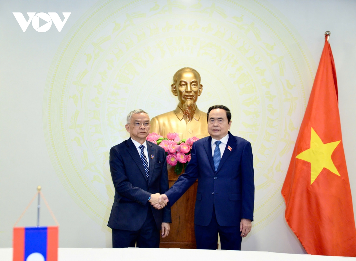 chủ tịch quốc hội trần thanh mẫn tiếp phó chủ tịch quốc hội lào sommad pholsena hình ảnh 1 chu tich quoc hoi tran thanh man tiep pho chu tich quoc hoi lao sommad pholsena hinh anh 1