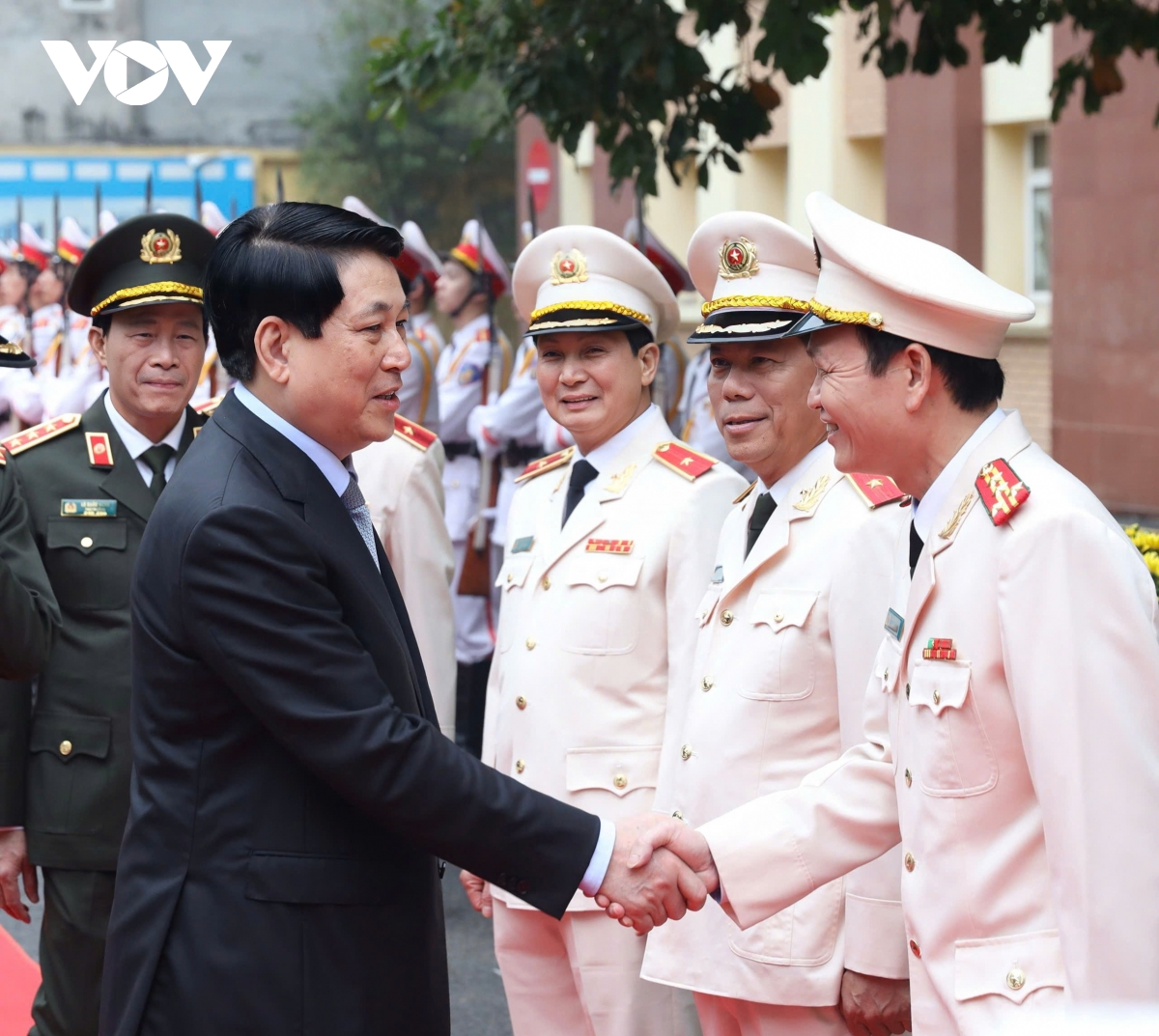 chu tich nuoc luong cuong tham, chuc tet bo tu lenh canh ve hinh anh 5