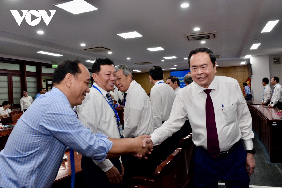 chu tich quoc hoi tran thanh man co thay tot se co tro tot hinh anh 2