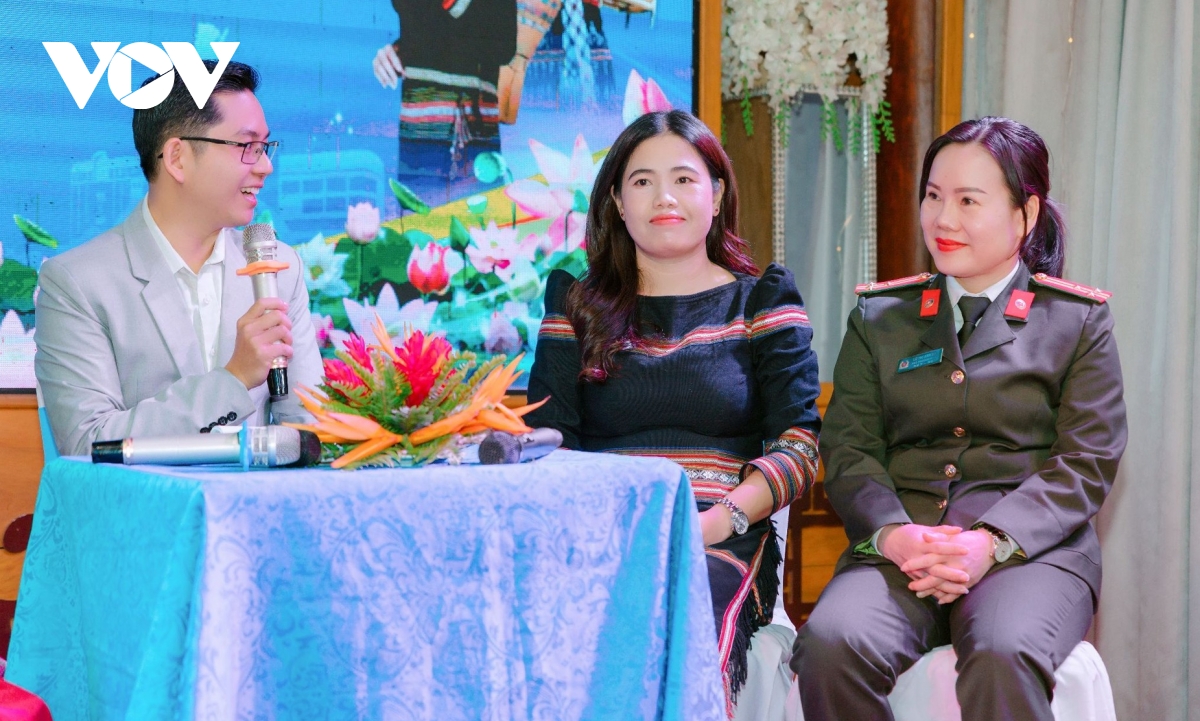 những nữ đảng viên kiên trung ở Đắk lắk hình ảnh 2 nhung nu dang vien kien trung o Dak lak hinh anh 2
