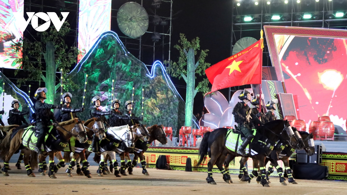 Dak lak an tuong voi chuong trinh nguoi truyen lua lua am cao nguyen hinh anh 3