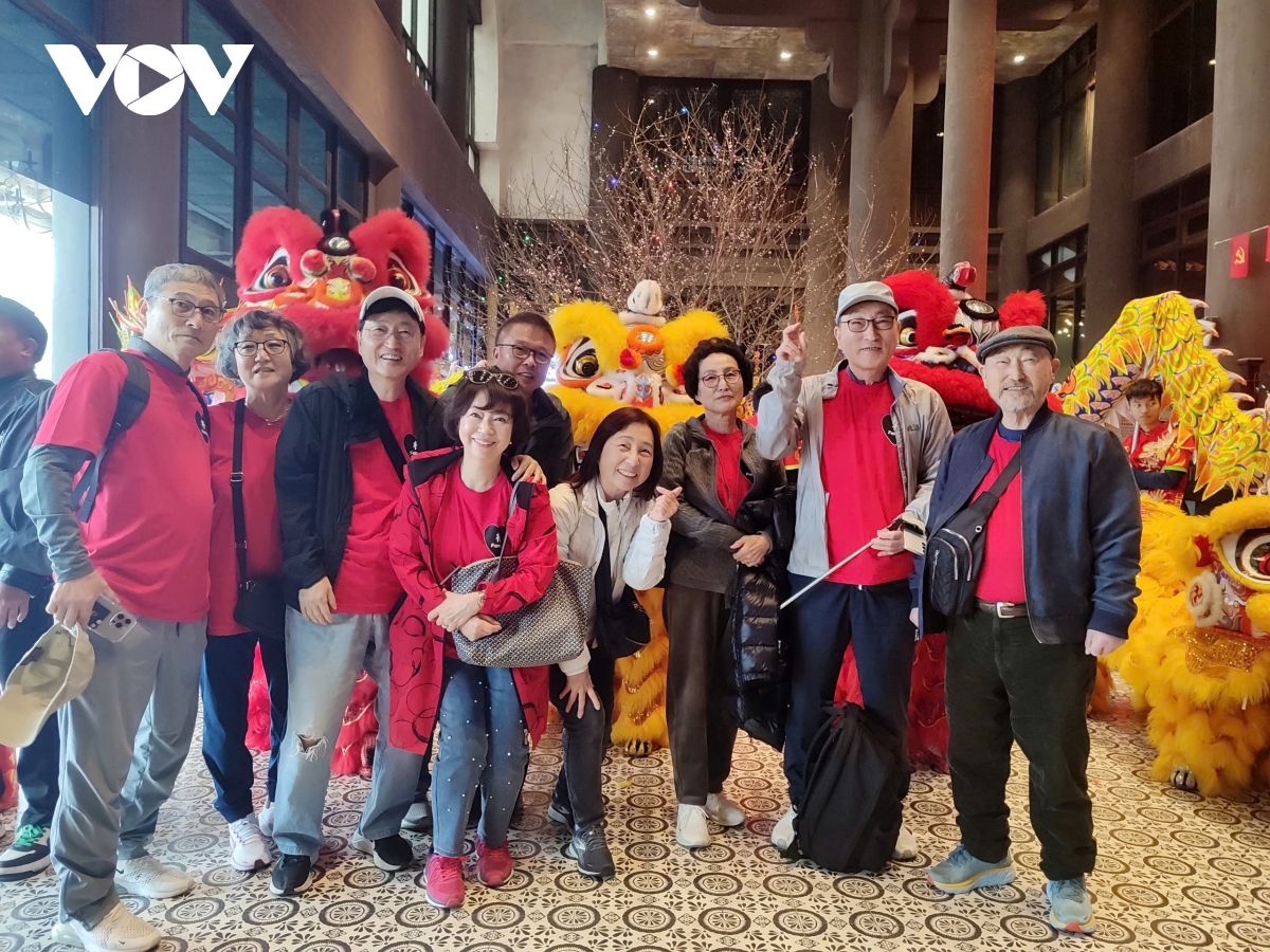 Đón những vị khách du lịch xông đất quảng ninh đầu năm hình ảnh 5 Don nhung vi khach du lich xong dat quang ninh dau nam hinh anh 5