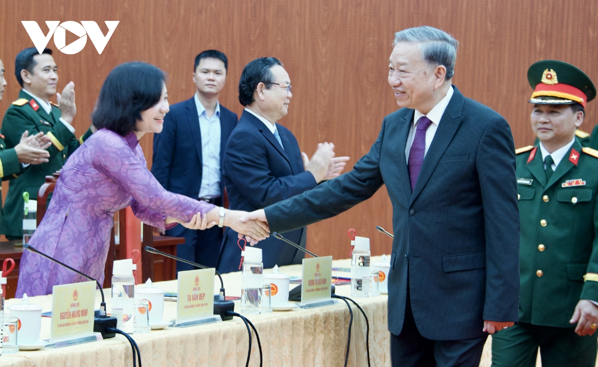 tong bi thu to lam lam viec voi bo chi huy quan su tinh binh duong hinh anh 3