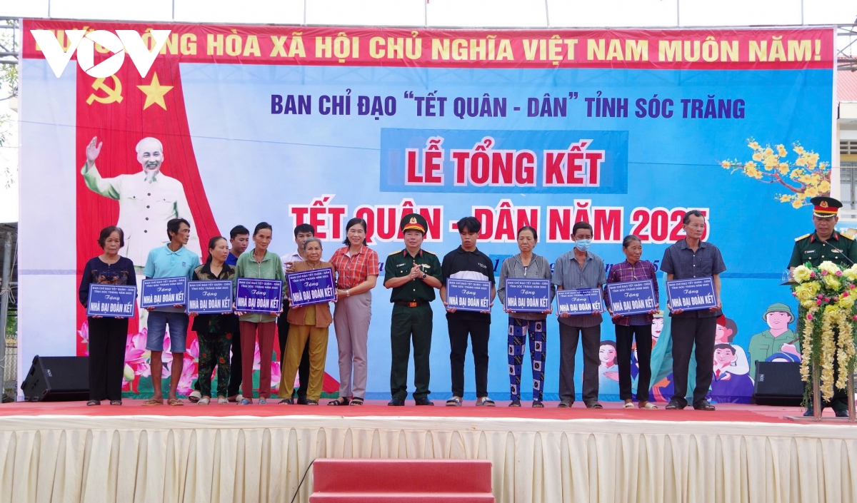 hoat dong tet quan - dan to tham hinh anh bo doi cu ho trong long nhan dan hinh anh 6