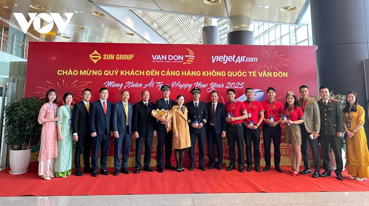 Đón những vị khách du lịch xông đất quảng ninh đầu năm hình ảnh 7 Don nhung vi khach du lich xong dat quang ninh dau nam hinh anh 7