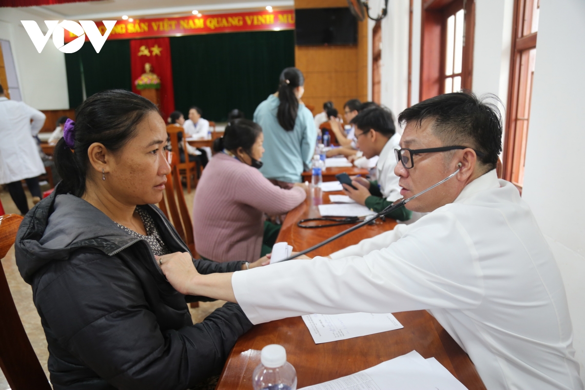 vov miền trung và các đơn vị đồng hành mang tết sớm đến đồng bào nghèo quảng nam hình ảnh 12 vov mien trung va cac don vi dong hanh mang tet som den dong bao ngheo quang nam hinh anh 12