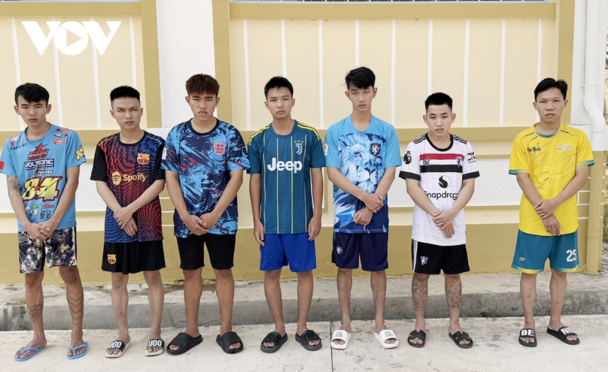 Bắt tạm giam 7 thanh niên mang hung khí đi giải quyết mâu thuẫn