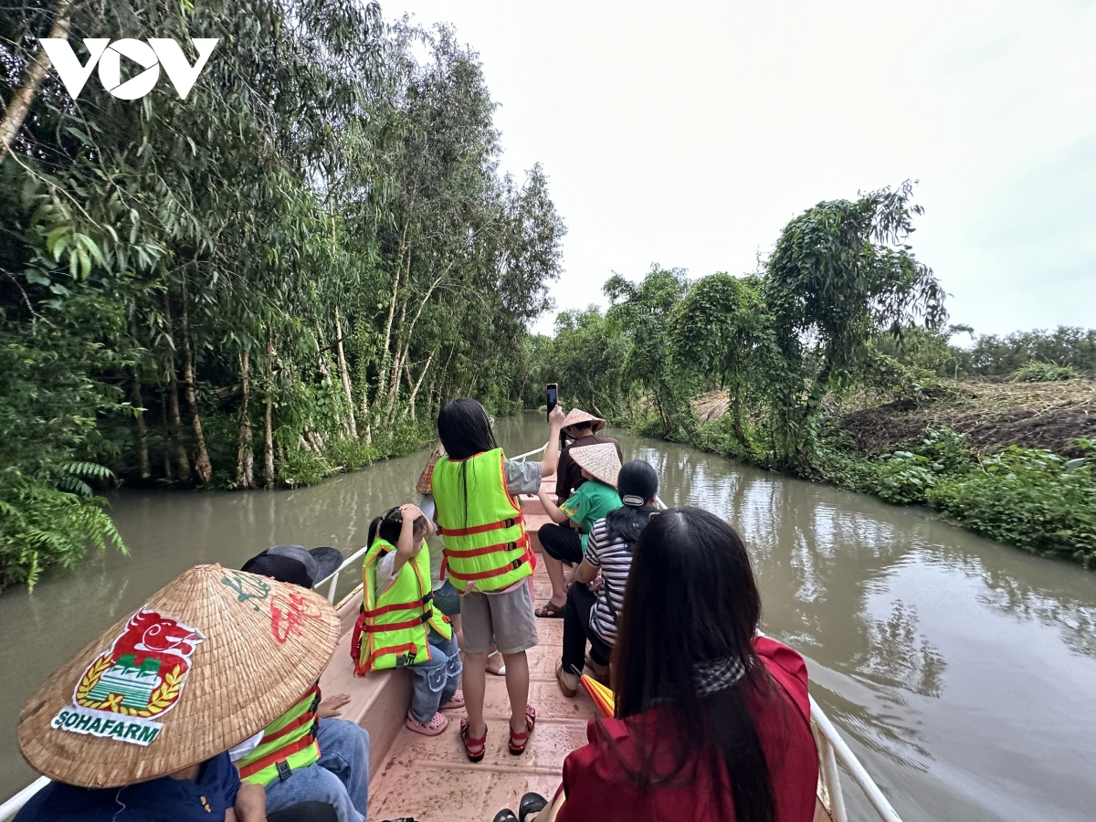 quang ba hinh anh viet nam thong qua hoi nghi lien minh nghi vien phap ngu hinh anh 5