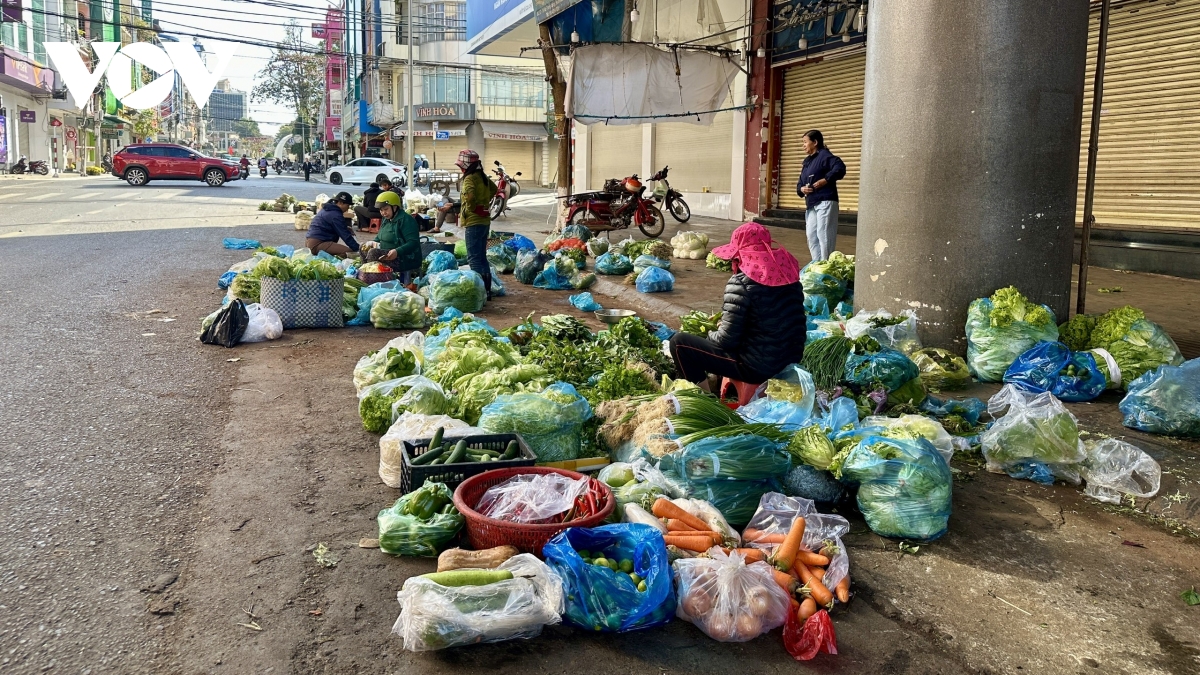 chợ truyền thống tại Đắk lắk mở bán trở lại nhưng vắng khách hình ảnh 3 cho truyen thong tai Dak lak mo ban tro lai nhung vang khach hinh anh 3